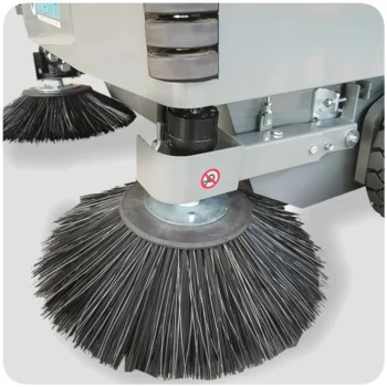 Masina za ciscenje - metlanje lisca i prljavstine Fiorentini S38 Correcto Clean Shop doo